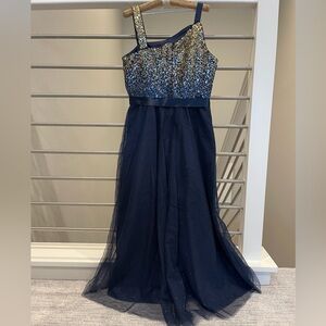 Formal long dress